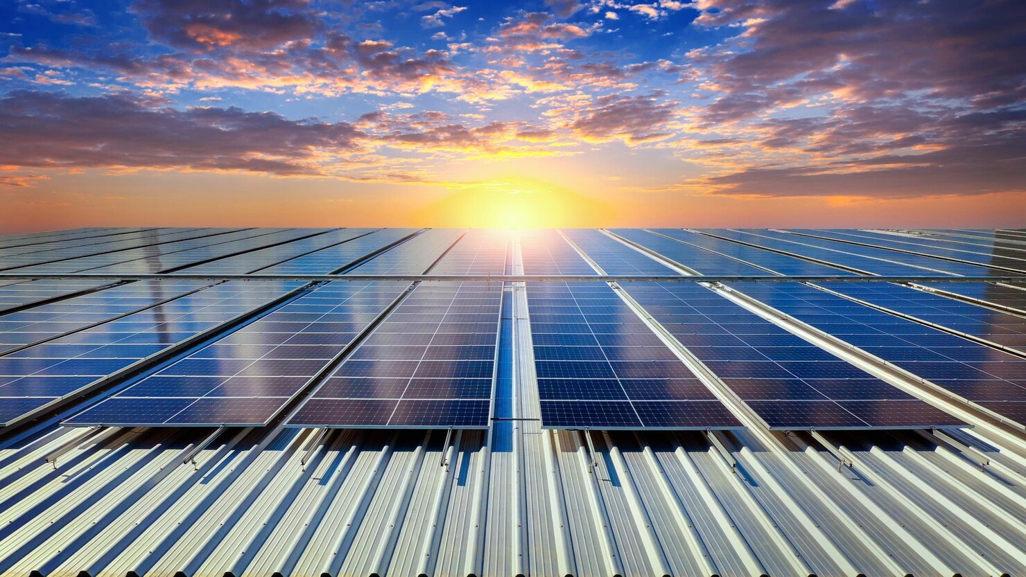solar-panels-roof-solar-cell_335224-1324